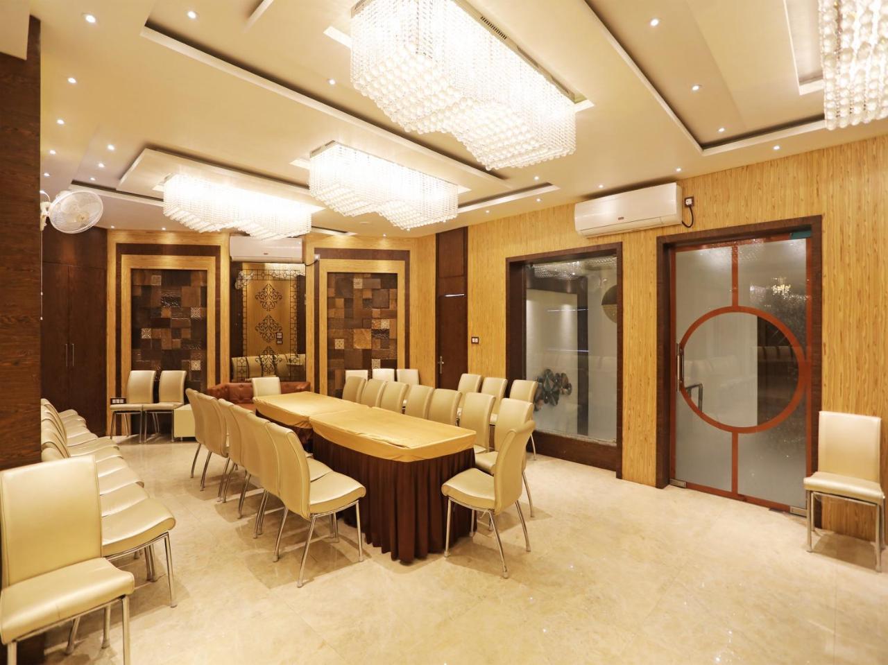 Hotel Acme Колката Екстер'єр фото